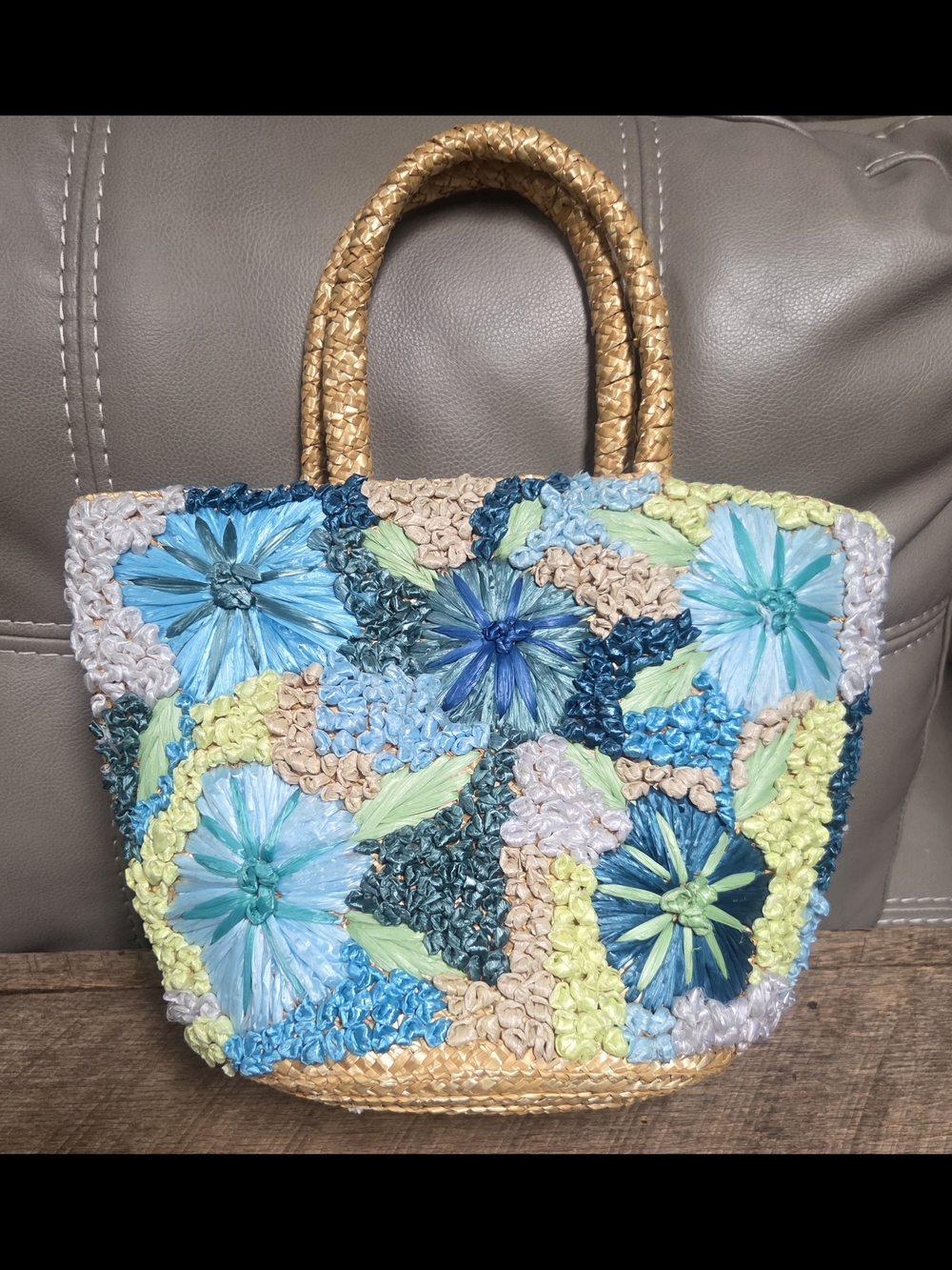 Colorful Blues Vintage Flower Straw Handbag ~ Bin PP